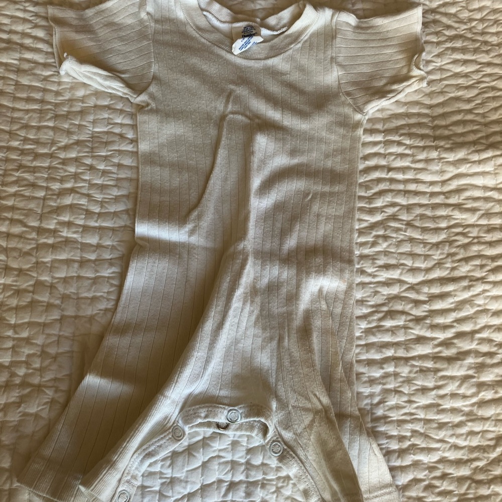 Organic cotton onesie